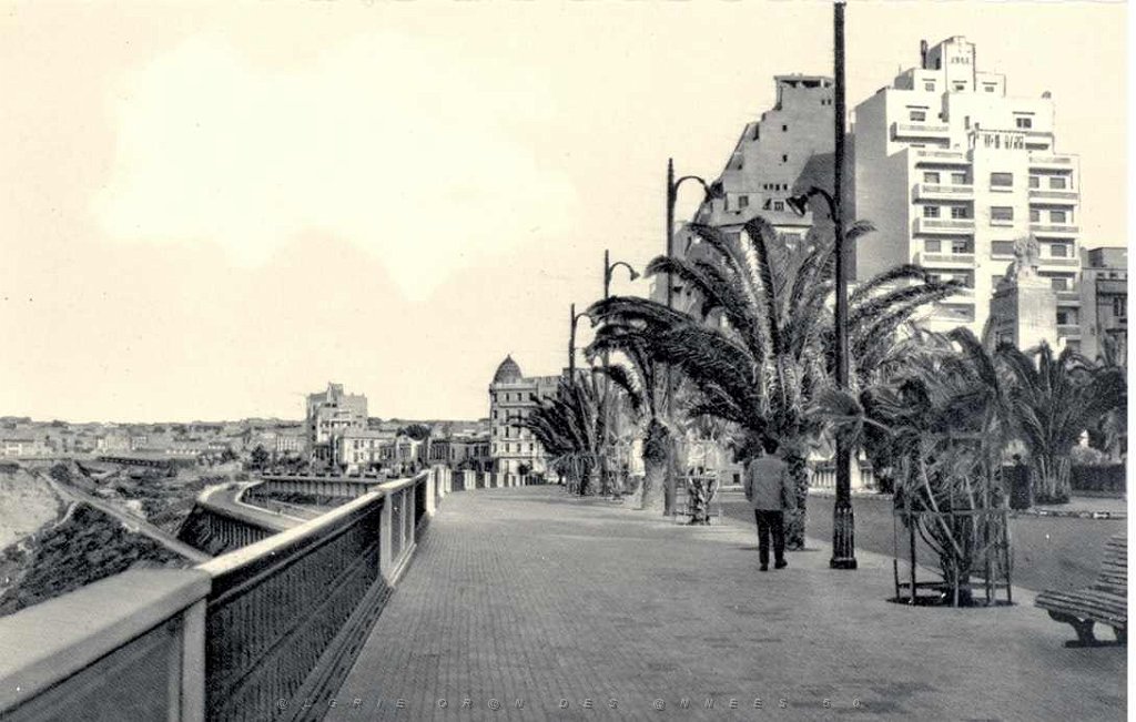 ORAN LE FRONT DE MER 3.JPG